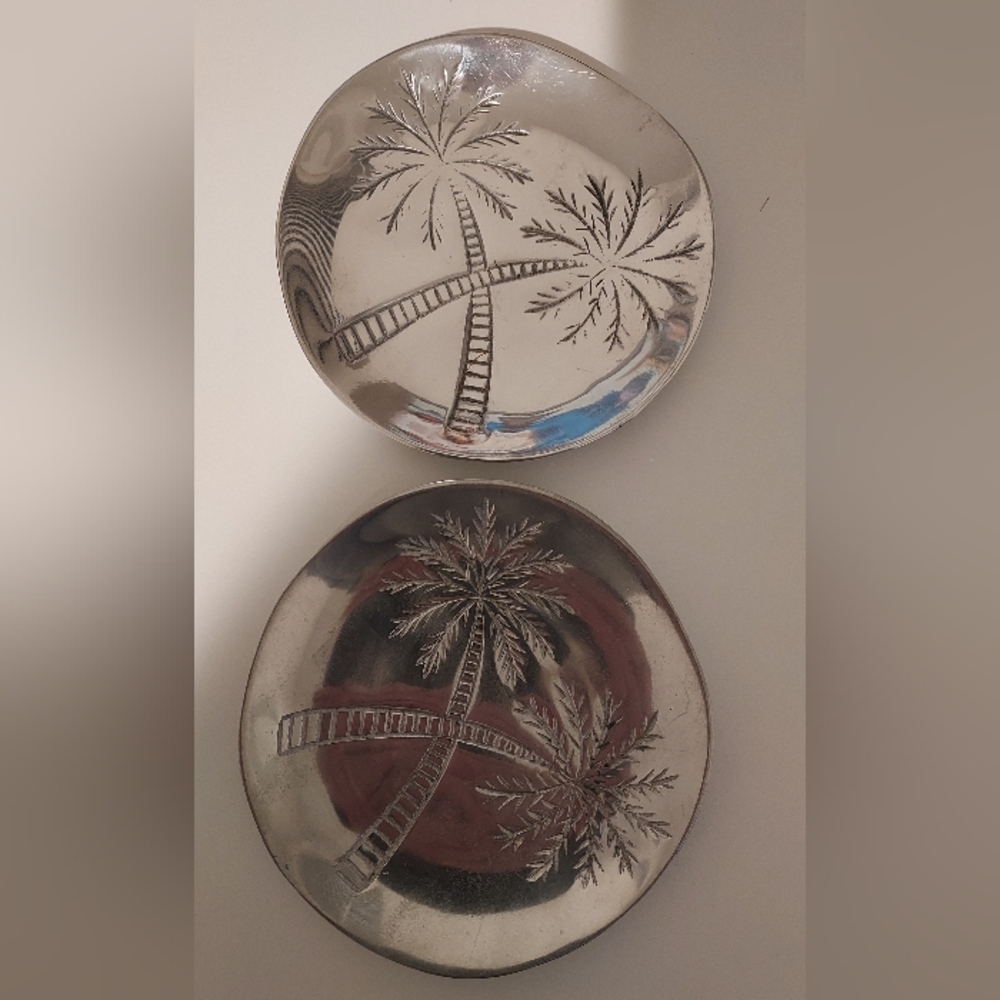 Vintage Aluminum Metal Bowl Trinket Dishes With Engraved Palm Trees 5 Inches
